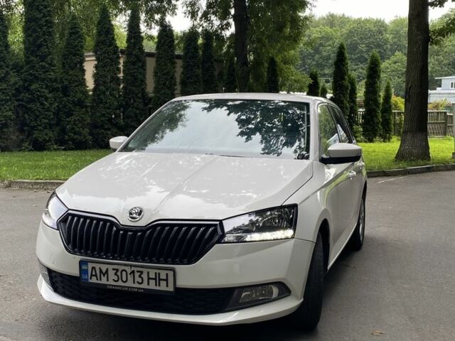 Білий Шкода Фабія, об'ємом двигуна 1 л та пробігом 152 тис. км за 7700 $, фото 1 на Automoto.ua