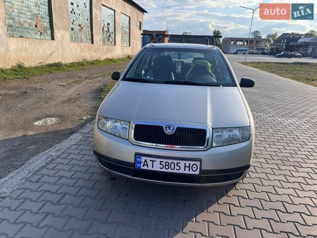 Бежевий Шкода Фабія, об'ємом двигуна 1.2 л та пробігом 211 тис. км за 3300 $, фото 1 на Automoto.ua