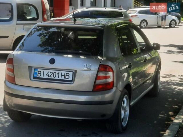 Бежевий Шкода Фабія, об'ємом двигуна 1.2 л та пробігом 310 тис. км за 3700 $, фото 1 на Automoto.ua