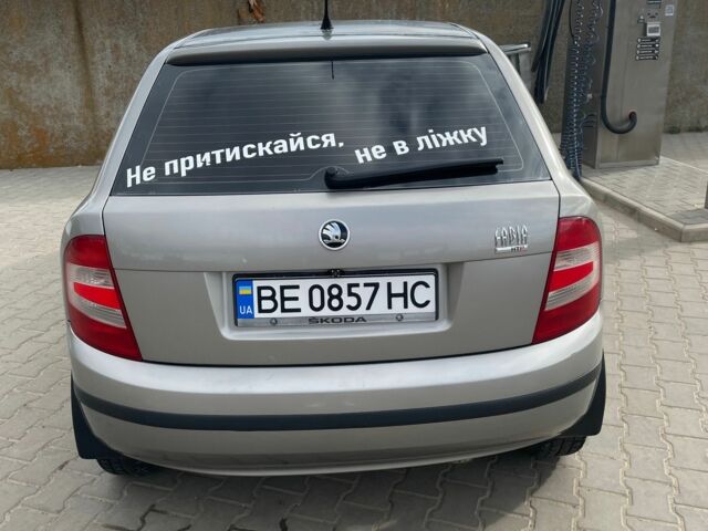Бежевий Шкода Фабія, об'ємом двигуна 1.2 л та пробігом 200 тис. км за 3900 $, фото 1 на Automoto.ua
