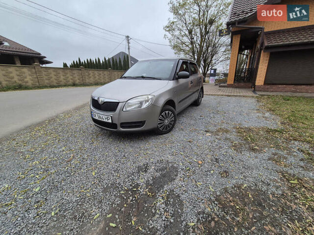 Бежевий Шкода Фабія, об'ємом двигуна 1.2 л та пробігом 238 тис. км за 4200 $, фото 1 на Automoto.ua