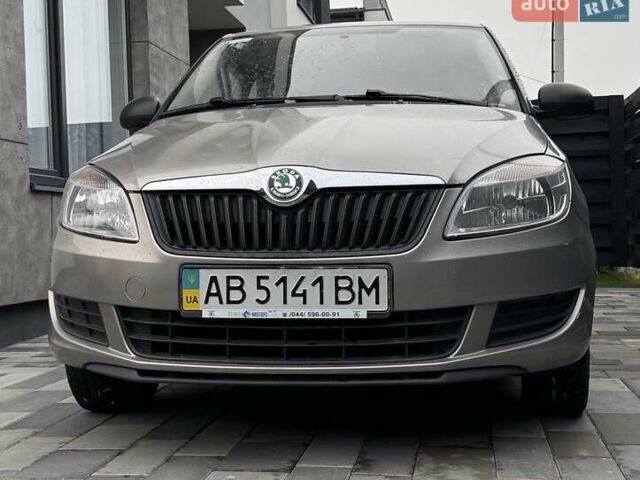 Бежевый Шкода Фабия, объемом двигателя 1.2 л и пробегом 86 тыс. км за 7500 $, фото 1 на Automoto.ua