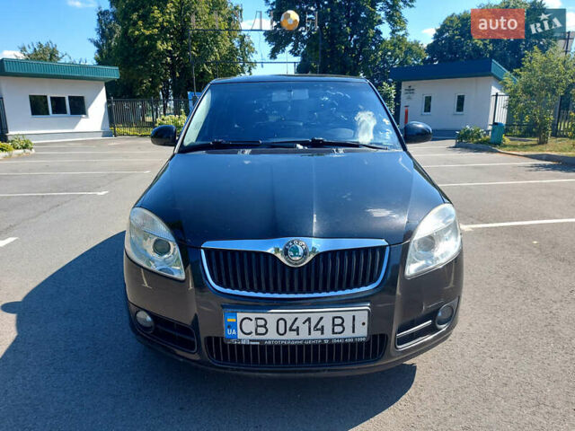 Черный Шкода Фабия, объемом двигателя 1.2 л и пробегом 198 тыс. км за 4600 $, фото 1 на Automoto.ua