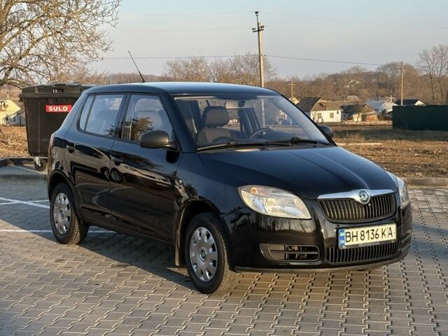 Чорний Шкода Фабія, об'ємом двигуна 1.4 л та пробігом 187 тис. км за 4600 $, фото 1 на Automoto.ua