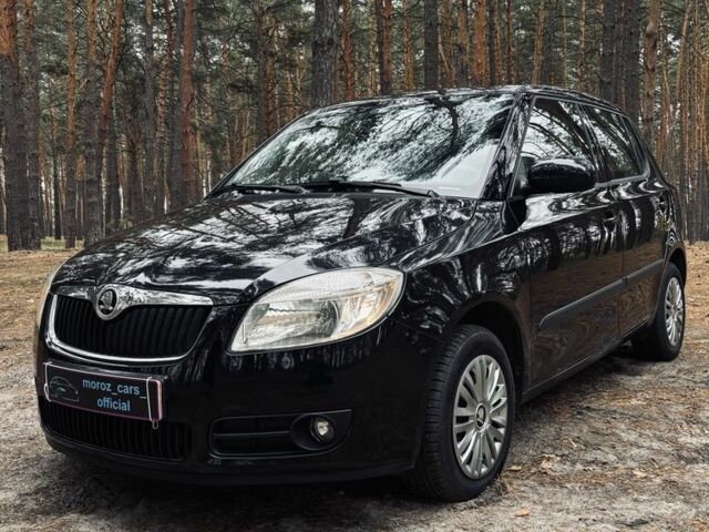 Шкода Фабия 2008 в Харькове на Automoto.ua Черный Шкода Фабия, объемом двигателя 1.4 л и пробегом 200 тыс. км за 5500 $, фото 1 на Automoto.ua