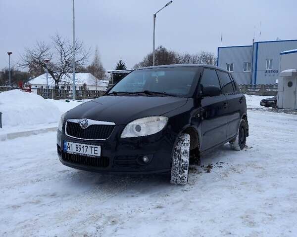 Чорний Шкода Фабія, об'ємом двигуна 1.6 л та пробігом 209 тис. км за 5500 $, фото 1 на Automoto.ua