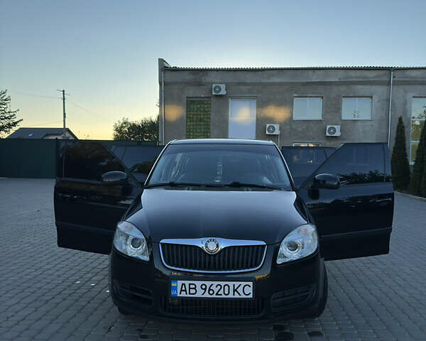 Чорний Шкода Фабія, об'ємом двигуна 1.6 л та пробігом 206 тис. км за 5500 $, фото 1 на Automoto.ua