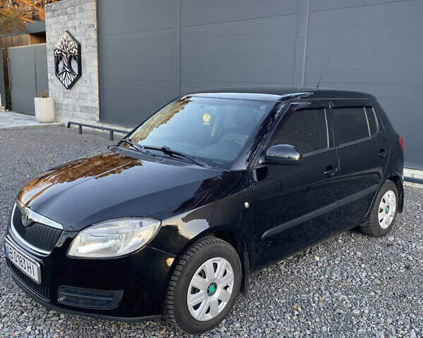 Чорний Шкода Фабія, об'ємом двигуна 1.39 л та пробігом 230 тис. км за 4300 $, фото 1 на Automoto.ua