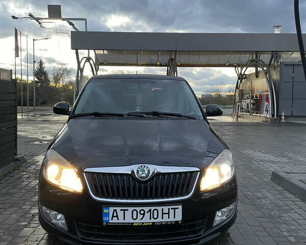 Черный Шкода Фабия, объемом двигателя 1.39 л и пробегом 224 тыс. км за 6300 $, фото 1 на Automoto.ua