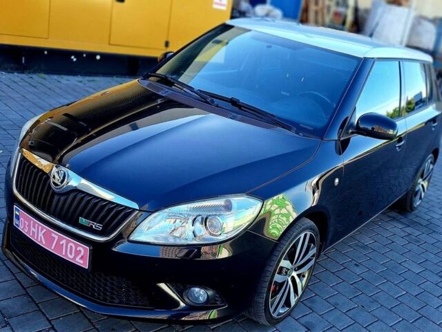 Черный Шкода Фабия, объемом двигателя 1.4 л и пробегом 183 тыс. км за 8700 $, фото 1 на Automoto.ua