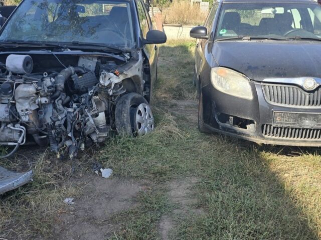 Чорний Шкода Фабія, об'ємом двигуна 1.2 л та пробігом 126 тис. км за 3999 $, фото 1 на Automoto.ua