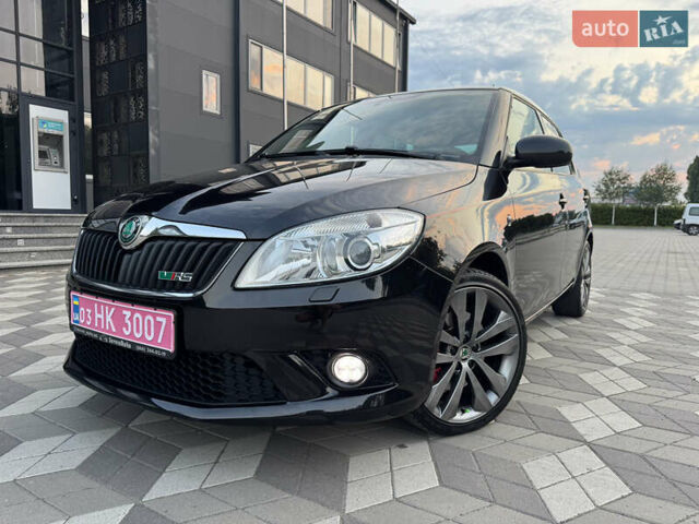 Черный Шкода Фабия, объемом двигателя 1.4 л и пробегом 230 тыс. км за 8700 $, фото 1 на Automoto.ua