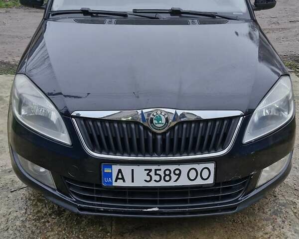 Чорний Шкода Фабія, об'ємом двигуна 1.4 л та пробігом 260 тис. км за 4500 $, фото 1 на Automoto.ua