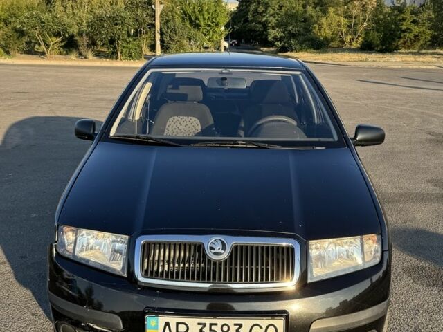 Черный Шкода Фабия, объемом двигателя 1.2 л и пробегом 239 тыс. км за 3000 $, фото 1 на Automoto.ua