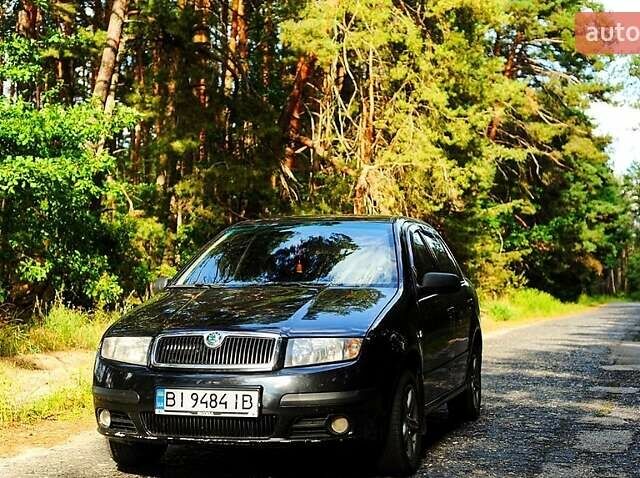 Чорний Шкода Фабія, об'ємом двигуна 1.2 л та пробігом 151 тис. км за 3700 $, фото 1 на Automoto.ua