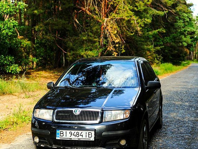 Чорний Шкода Фабія, об'ємом двигуна 1.2 л та пробігом 0 тис. км за 3700 $, фото 1 на Automoto.ua