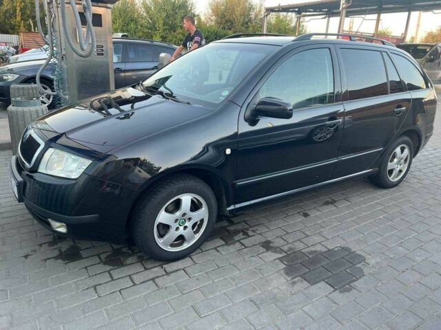 Чорний Шкода Фабія, об'ємом двигуна 1.4 л та пробігом 190 тис. км за 5500 $, фото 1 на Automoto.ua