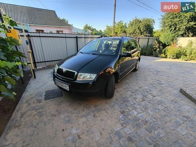 Чорний Шкода Фабія, об'ємом двигуна 1.39 л та пробігом 185 тис. км за 3500 $, фото 1 на Automoto.ua