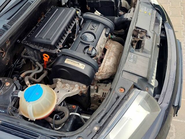 Чорний Шкода Фабія, об'ємом двигуна 1.4 л та пробігом 262 тис. км за 4300 $, фото 1 на Automoto.ua