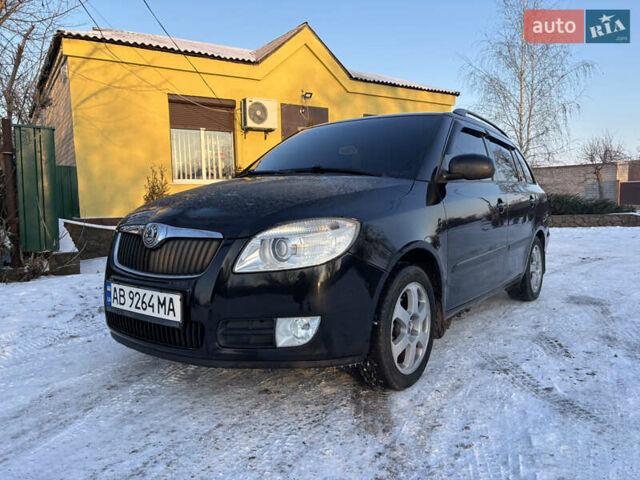 Черный Шкода Фабия, объемом двигателя 1.6 л и пробегом 212 тыс. км за 6900 $, фото 1 на Automoto.ua