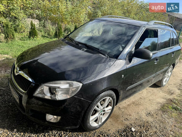 Чорний Шкода Фабія, об'ємом двигуна 1.2 л та пробігом 380 тис. км за 4000 $, фото 1 на Automoto.ua
