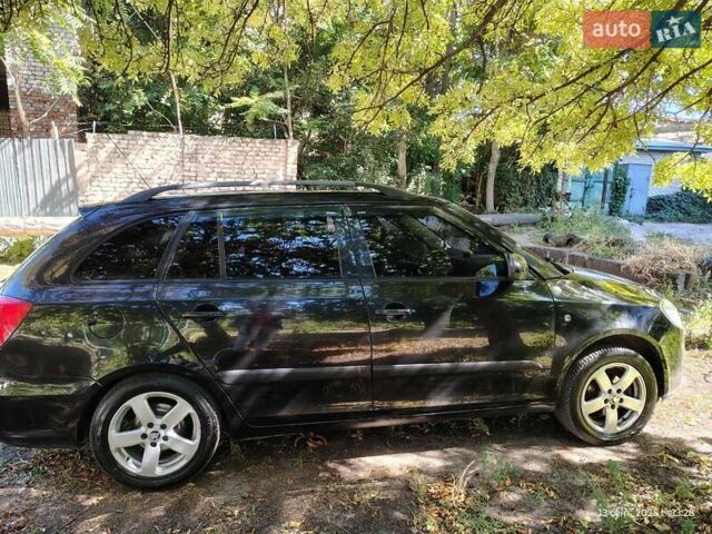 Чорний Шкода Фабія, об'ємом двигуна 1.39 л та пробігом 220 тис. км за 5800 $, фото 1 на Automoto.ua