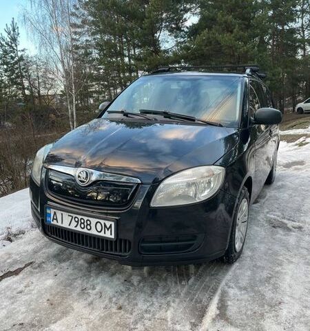Чорний Шкода Фабія, об'ємом двигуна 1.42 л та пробігом 297 тис. км за 4599 $, фото 1 на Automoto.ua