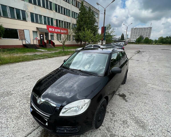 Чорний Шкода Фабія, об'ємом двигуна 1.42 л та пробігом 289 тис. км за 3800 $, фото 1 на Automoto.ua
