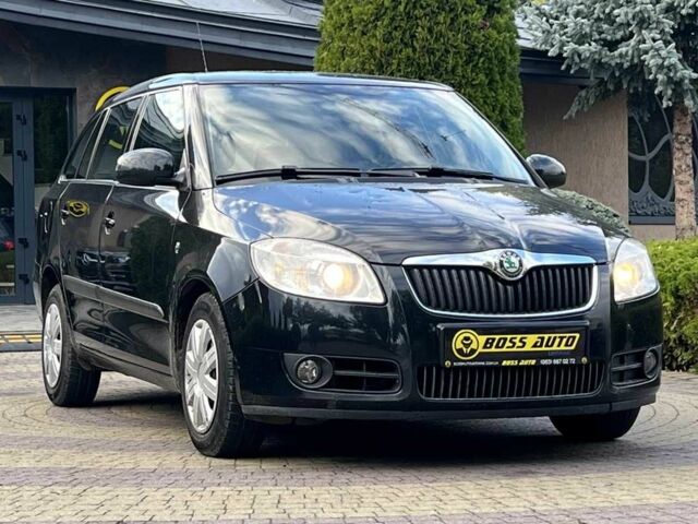 Чорний Шкода Фабія, об'ємом двигуна 1.4 л та пробігом 425 тис. км за 5200 $, фото 1 на Automoto.ua