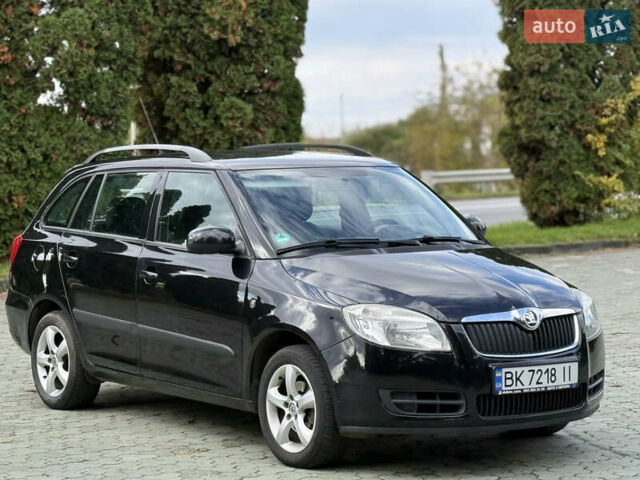 Чорний Шкода Фабія, об'ємом двигуна 1.6 л та пробігом 244 тис. км за 6900 $, фото 1 на Automoto.ua
