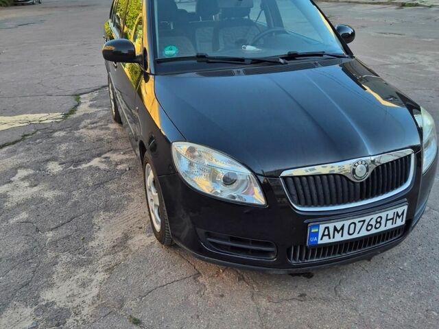 Чорний Шкода Фабія, об'ємом двигуна 1.39 л та пробігом 215 тис. км за 5100 $, фото 1 на Automoto.ua