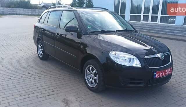 Чорний Шкода Фабія, об'ємом двигуна 1.6 л та пробігом 173 тис. км за 5700 $, фото 1 на Automoto.ua