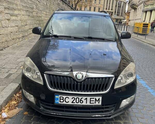 Чорний Шкода Фабія, об'ємом двигуна 1.2 л та пробігом 280 тис. км за 6000 $, фото 1 на Automoto.ua