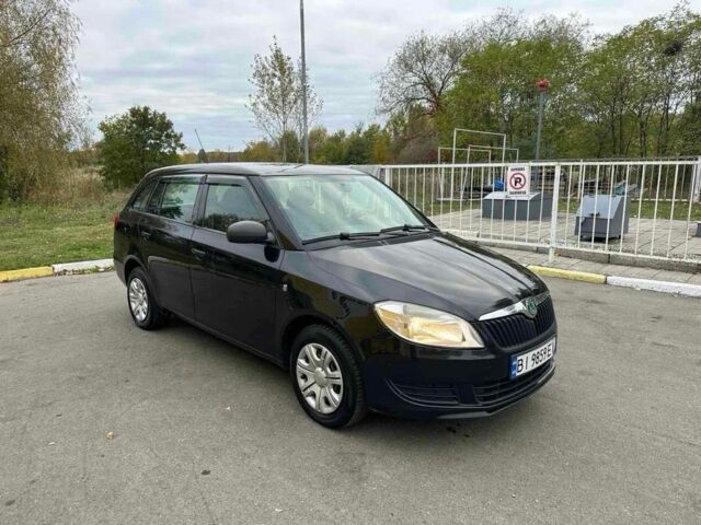 Чорний Шкода Фабія, об'ємом двигуна 1.6 л та пробігом 195 тис. км за 5500 $, фото 1 на Automoto.ua