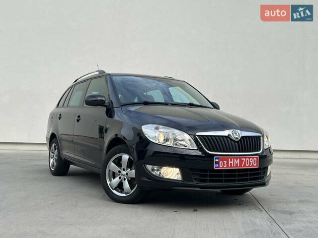 Шкода Фабия 2010 в Луцке на Automoto.ua Черный Шкода Фабия, объемом двигателя 1.2 л и пробегом 141 тыс. км за 6850 $, фото 1 на Automoto.ua