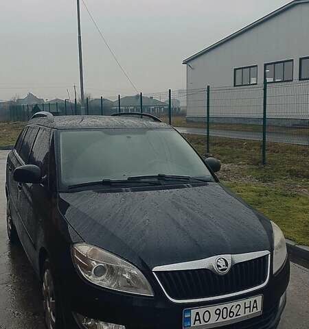 Чорний Шкода Фабія, об'ємом двигуна 1.6 л та пробігом 208 тис. км за 6000 $, фото 1 на Automoto.ua