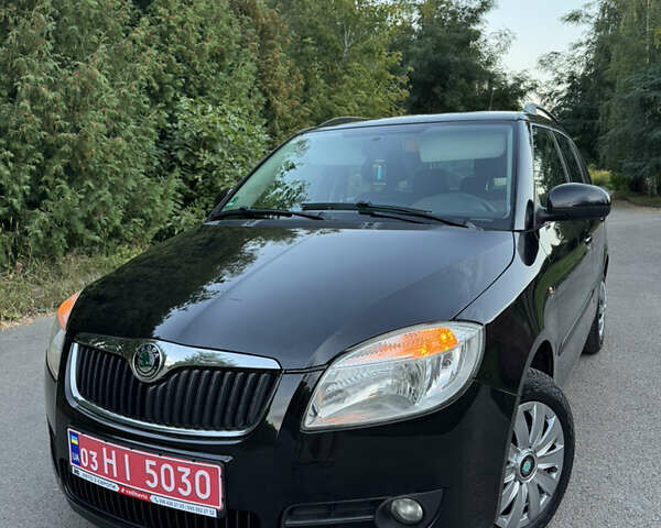 Чорний Шкода Фабія, об'ємом двигуна 1.4 л та пробігом 173 тис. км за 5750 $, фото 1 на Automoto.ua