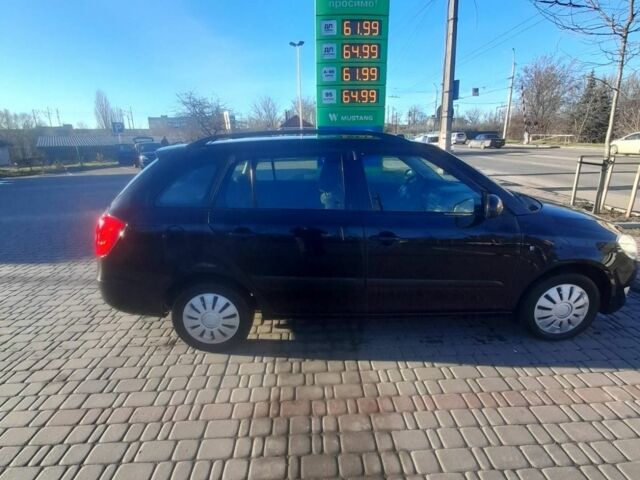 Чорний Шкода Фабія, об'ємом двигуна 1.2 л та пробігом 233 тис. км за 5500 $, фото 1 на Automoto.ua