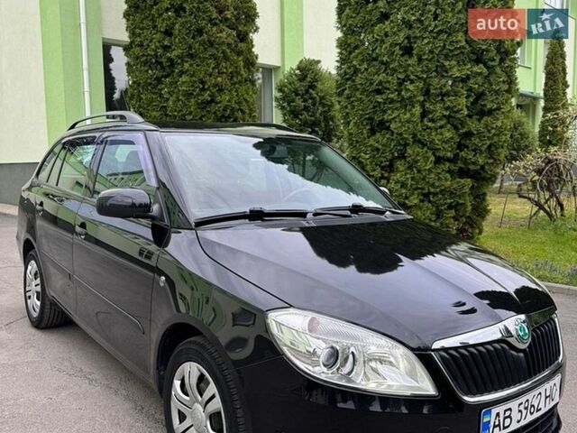 Черный Шкода Фабия, объемом двигателя 1.2 л и пробегом 236 тыс. км за 4650 $, фото 1 на Automoto.ua