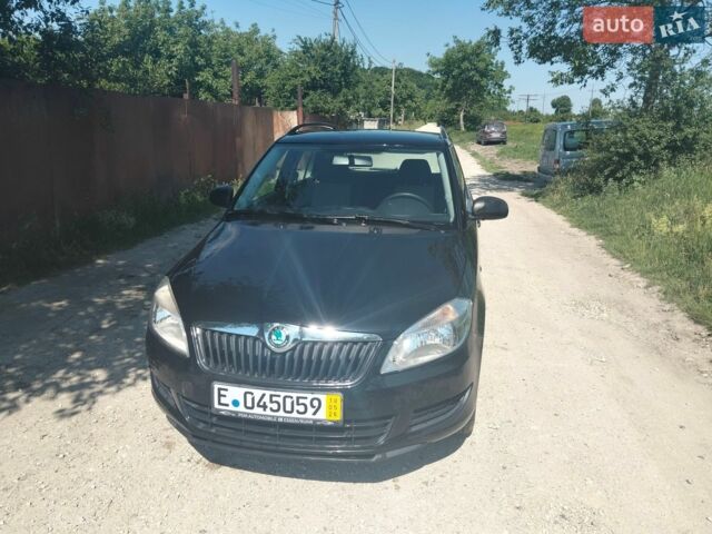 Черный Шкода Фабия, объемом двигателя 1.39 л и пробегом 207 тыс. км за 5300 $, фото 1 на Automoto.ua
