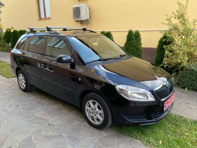 Чорний Шкода Фабія, об'ємом двигуна 0 л та пробігом 239 тис. км за 5900 $, фото 1 на Automoto.ua