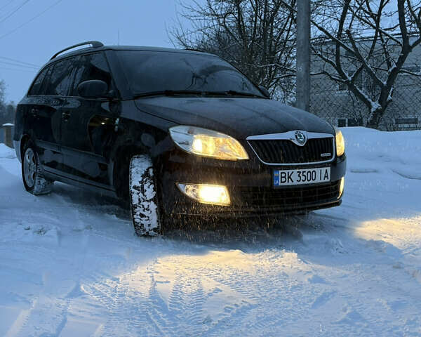 Чорний Шкода Фабія, об'ємом двигуна 1.2 л та пробігом 223 тис. км за 5700 $, фото 1 на Automoto.ua
