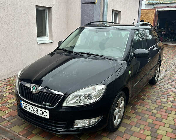 Чорний Шкода Фабія, об'ємом двигуна 1.2 л та пробігом 242 тис. км за 5999 $, фото 1 на Automoto.ua