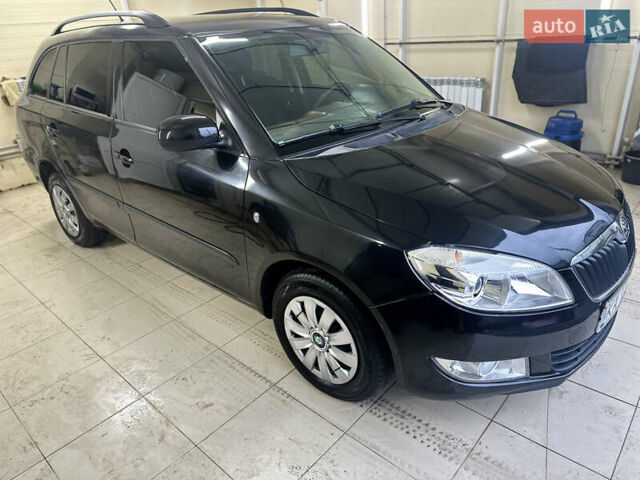 Чорний Шкода Фабія, об'ємом двигуна 1.6 л та пробігом 296 тис. км за 5450 $, фото 1 на Automoto.ua