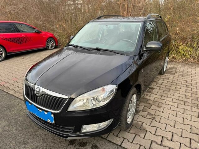 Чорний Шкода Фабія, об'ємом двигуна 1.2 л та пробігом 196 тис. км за 5000 $, фото 1 на Automoto.ua