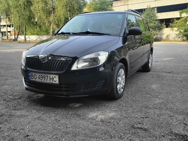 Чорний Шкода Фабія, об'ємом двигуна 1.2 л та пробігом 161 тис. км за 5300 $, фото 1 на Automoto.ua