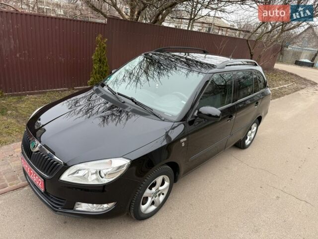 Черный Шкода Фабия, объемом двигателя 0 л и пробегом 232 тыс. км за 6500 $, фото 1 на Automoto.ua