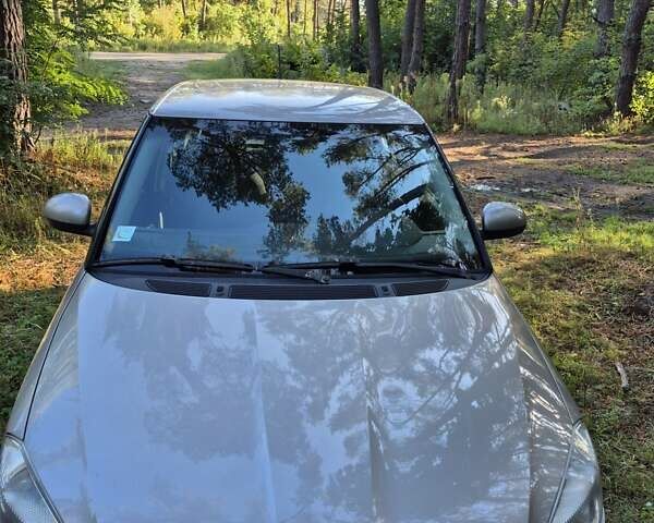 Коричневий Шкода Фабія, об'ємом двигуна 1.6 л та пробігом 229 тис. км за 6500 $, фото 1 на Automoto.ua