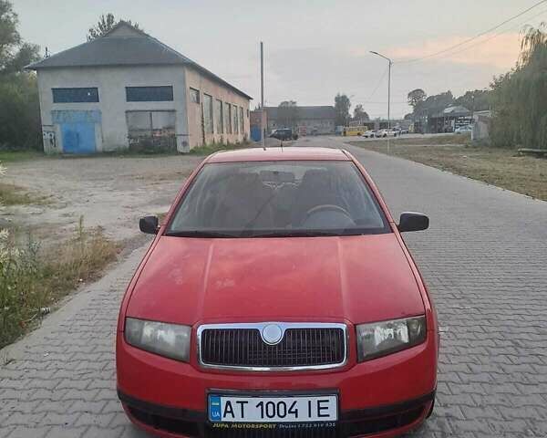 Красный Шкода Фабия, объемом двигателя 1.4 л и пробегом 386 тыс. км за 2950 $, фото 1 на Automoto.ua