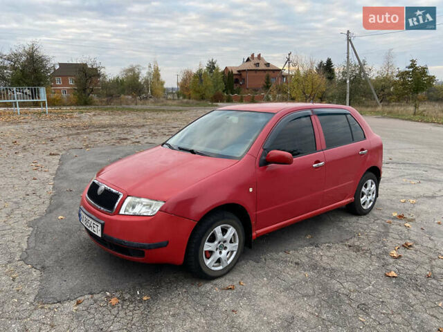 Червоний Шкода Фабія, об'ємом двигуна 1.39 л та пробігом 180 тис. км за 2350 $, фото 1 на Automoto.ua